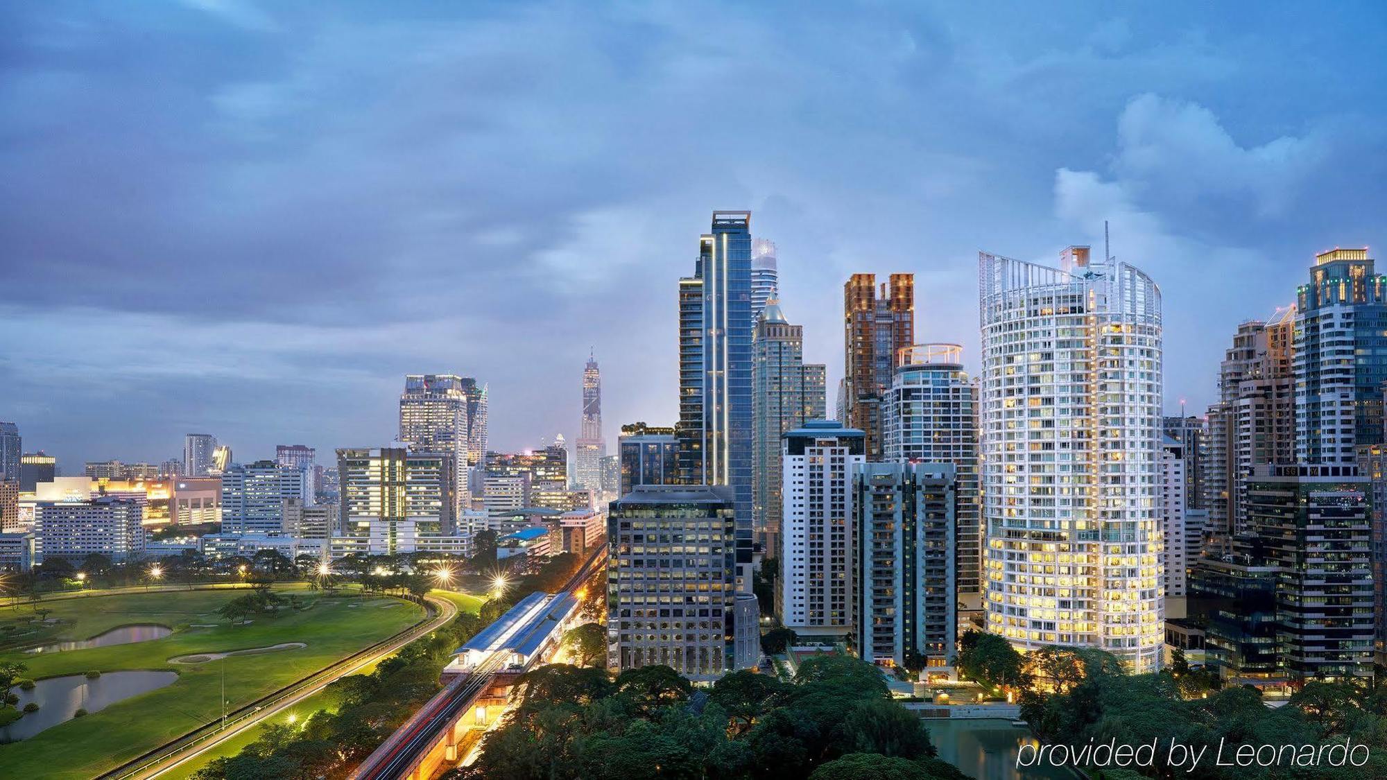 Dusit Suites Hotel Ratchadamri, Bangkok Exterior foto